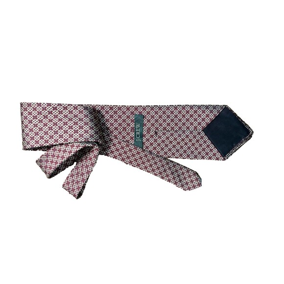 J Crew 100% Italian Wool, Ribbed Burgundy Beige Blue with Geometric Shapes Tie - Picture 3 of 4
